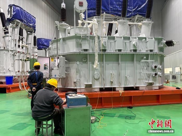 AI wakkert de mondiale vraag naar elektriciteit aan: Chinese transformatoren worden in het buitenland een ‘harde munt’